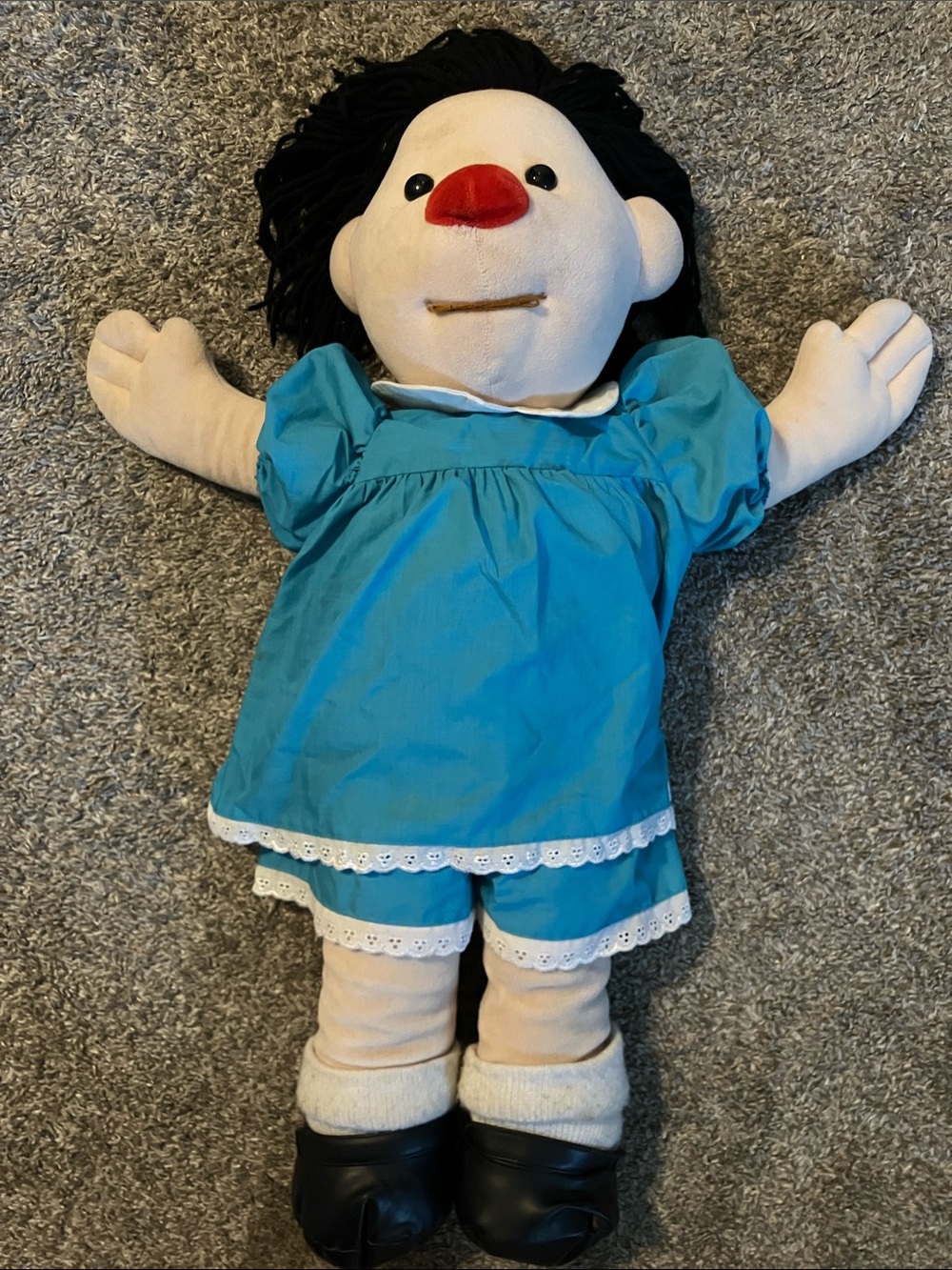 Vintage 1997 27” Molly Plush The Big Comfy Couch